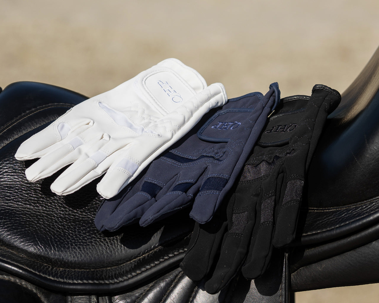 QHP Gloves - Black